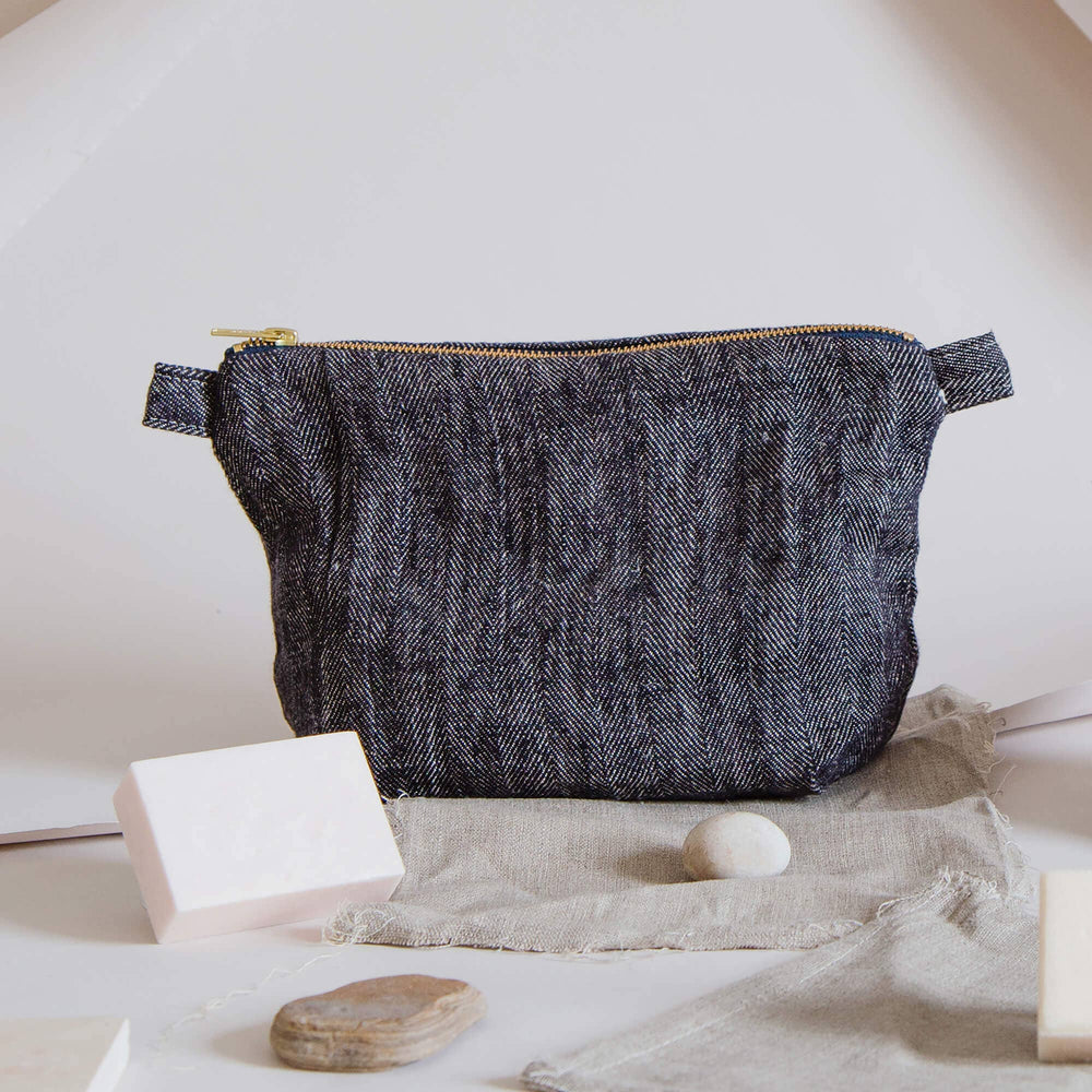 Blasta Henriet - Toiletry Bag - 100% Linen