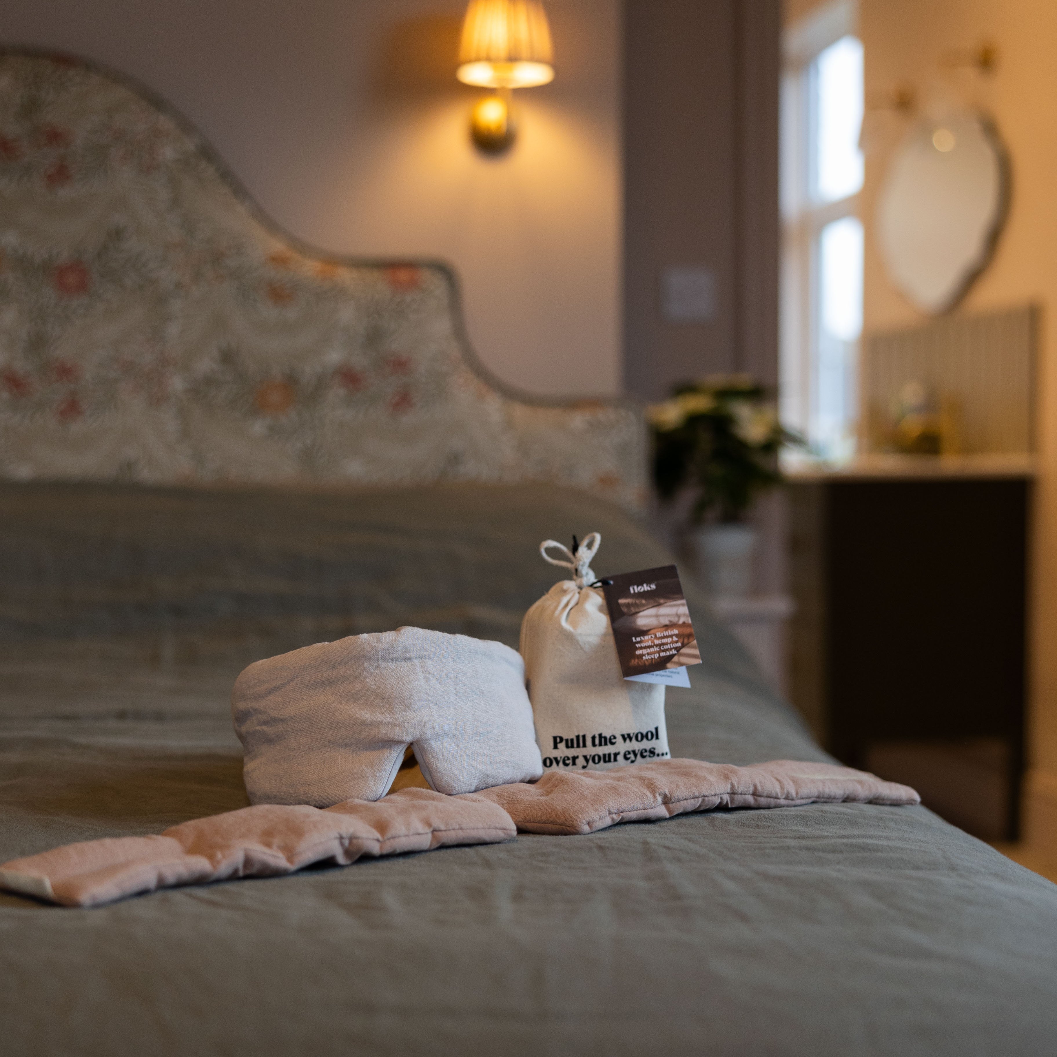 Outlet: British Wool Filled Eye Mask in Plaster