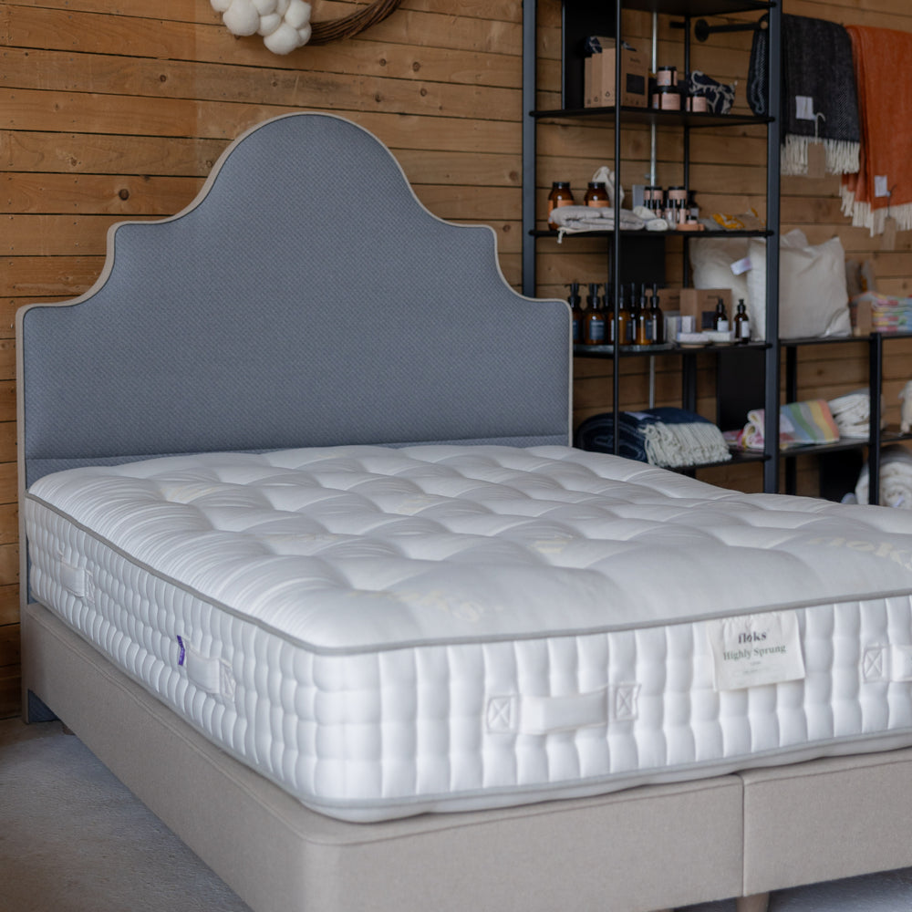 Outlet: The Bella Bed (King size): ex-display