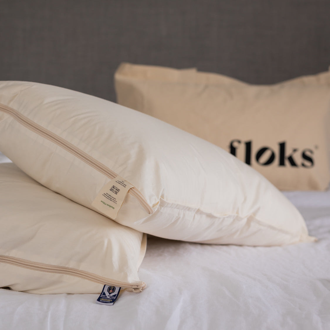 Outlet: Large (50 x 90cm) Soft Pillow