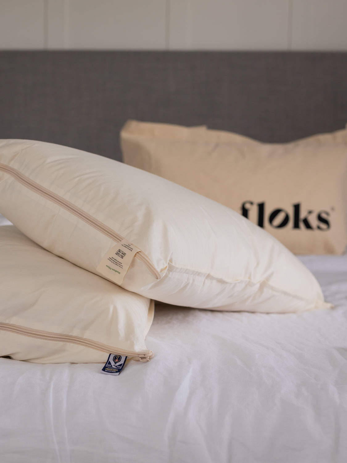 Outlet: Large Medium Wool Pillow (50x90cm)