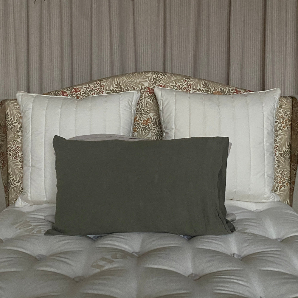 Outlet: Large Quilted Cushion (60x60cm)