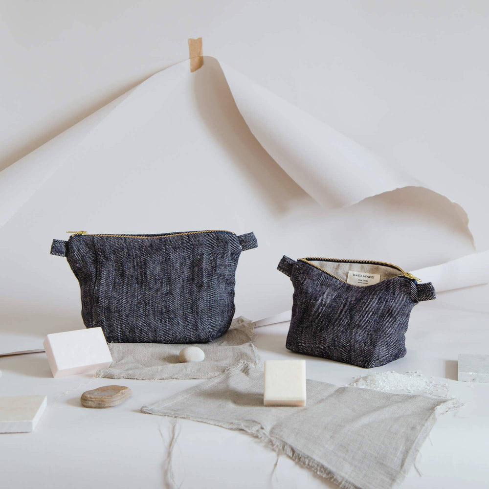 Blasta Henriet - Toiletry Bag - 100% Linen